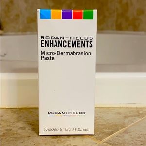 Rodan&Fields micro-dermabrasion paste packets